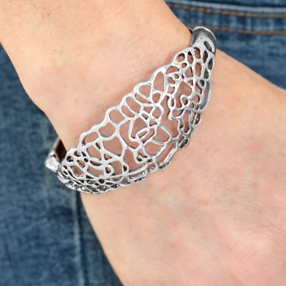 Paparazzi Jewelry - Airy Asymmetry - Silver Bracelet - Vintage!!!